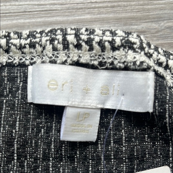 Anthropologie Black and White Fitted Bustier Tank Top new with tag sizes LP - Picture 3 of 6